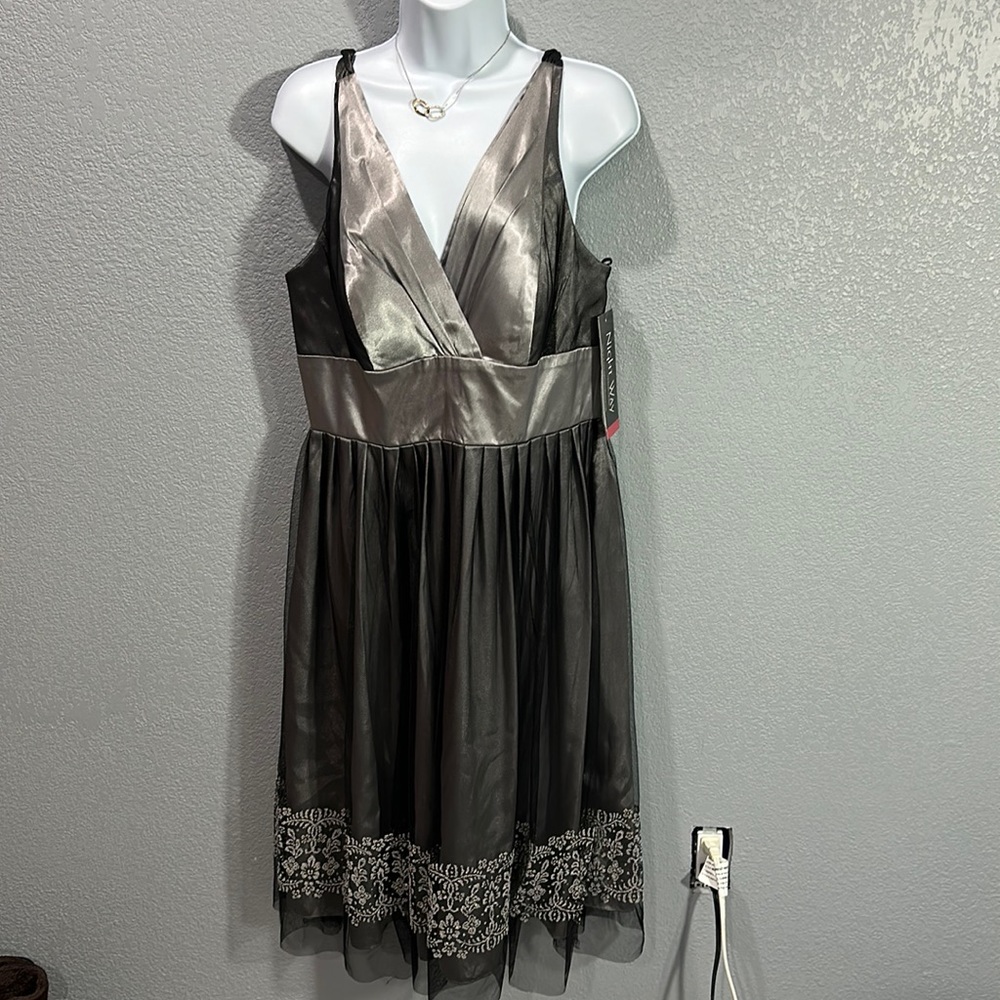 NWT Night away collections evening dress